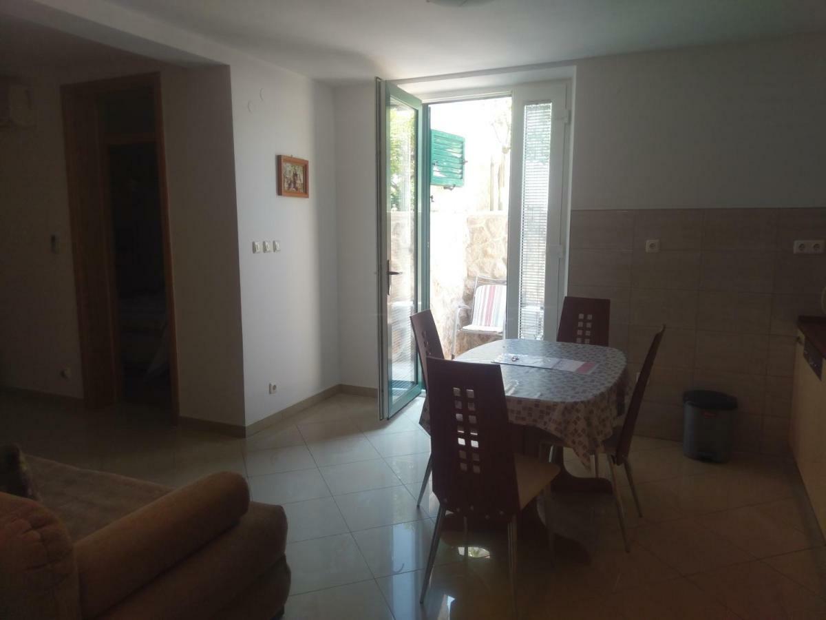 Apartment Lucija Betina  Kültér fotó
